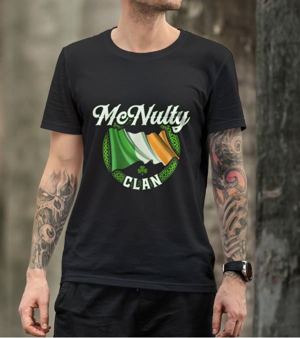 McNulty Clan Irish Flag Celtic Design Surname Heritage T-Shirt