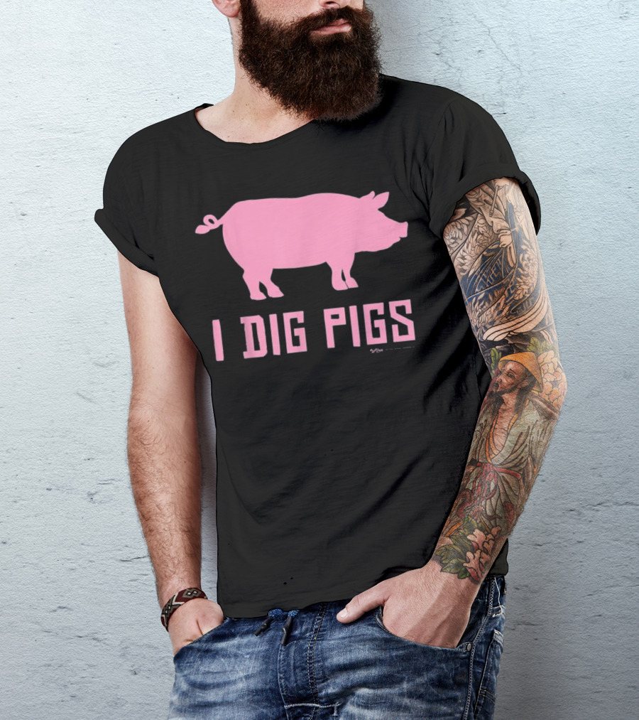 I Dig Pigs With Pink Pig Silhouette Drawing T-Shirt