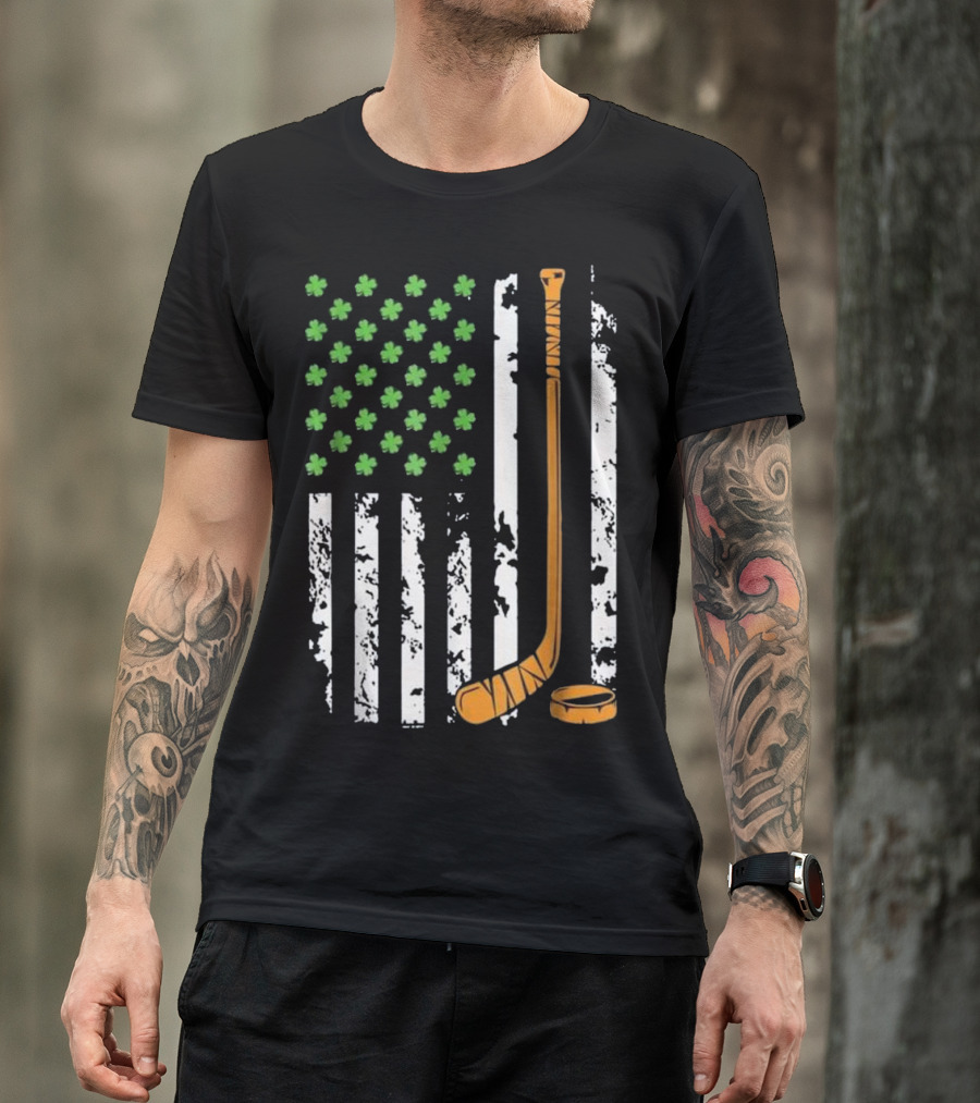 Irish American Flag With Shamrocks And Hockey Sticks St Pat T-Shirt
