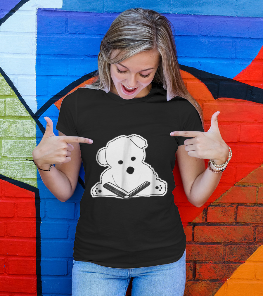 Cozy Teddy Bear With Open Book Relaxed Reading Pose T-Shirt