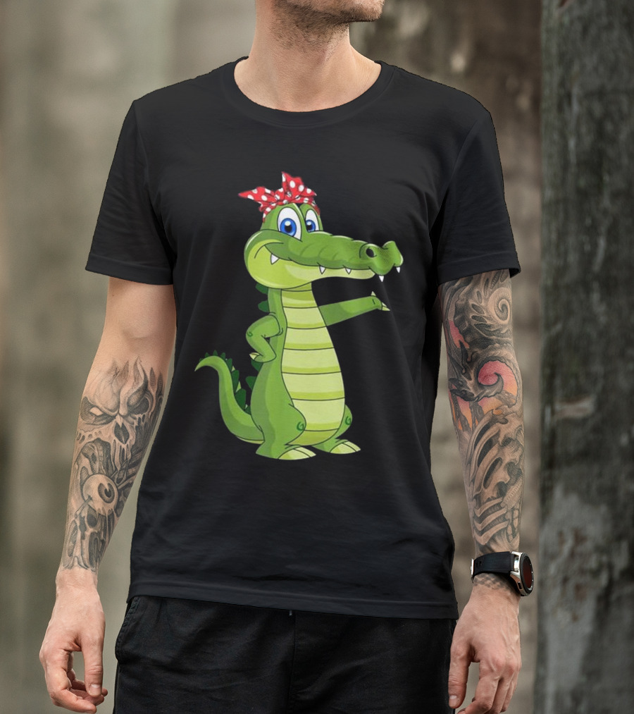 Playful Alligator With Polka Dot Red Bandana Mom Mot T-Shirt