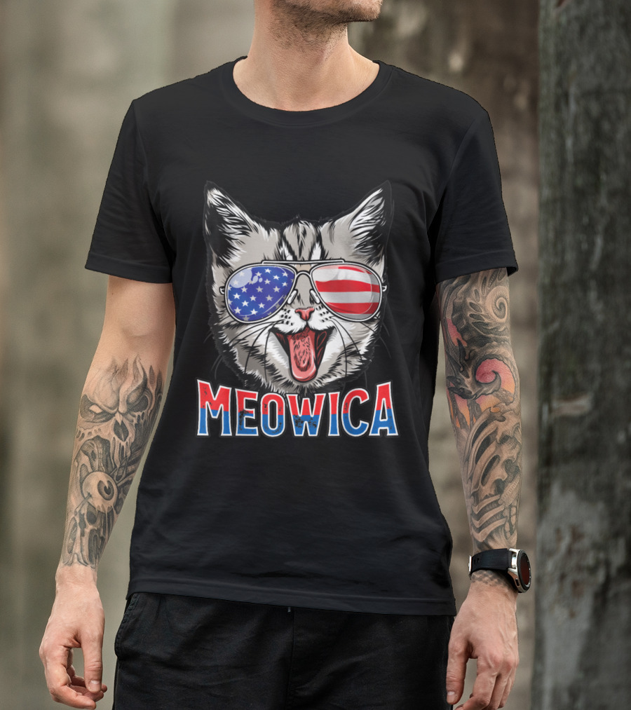 Meowica Cat With American Flag Sunglasses Vintage 4th Of July T-Shirt