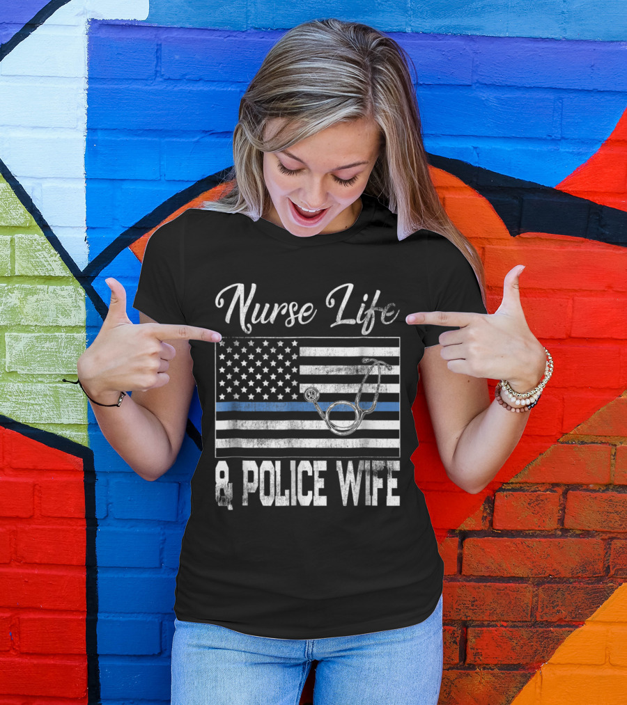 Nurse Life And Police Wife Vintage Flag Stethoscope T-Shirt