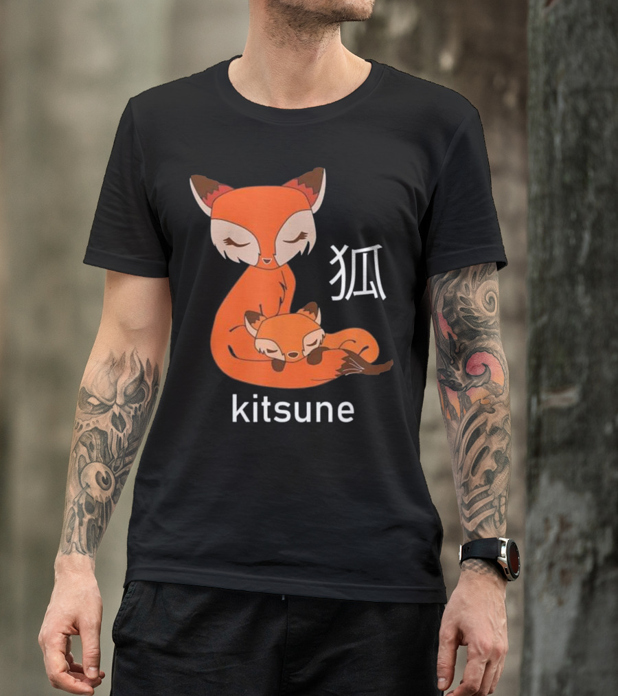 Kitsune Fox With Japanese Kanji Mama And Baby Fox T-Shirt