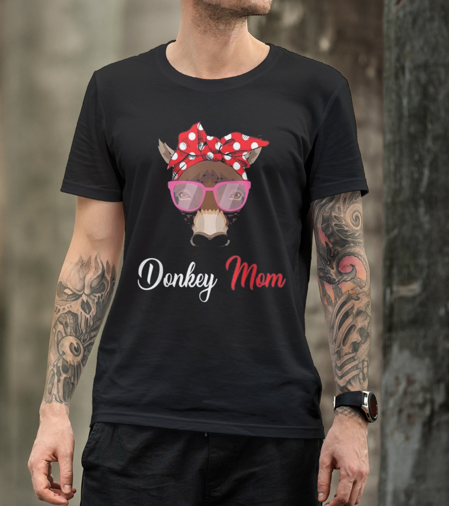 Donkey Mom For Animal Lovers Mother With Polka Dot Bandana And Glasses T-Shirt