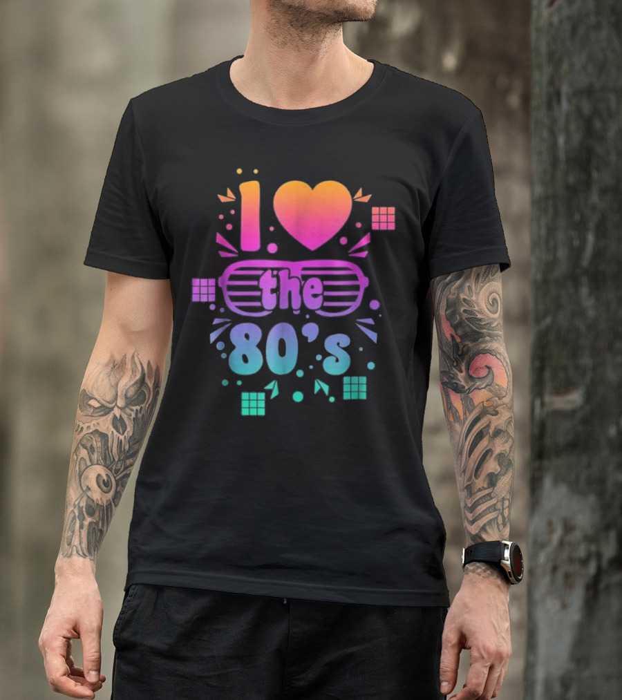 I Love The 80's Cool 1980's Neon Heart Sunglasses Retro Blocks T-Shirt