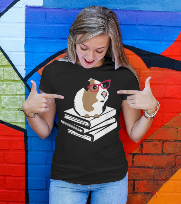 Guinea Pig Nerd With Red Glasses On Books Reading Love T-Shirt