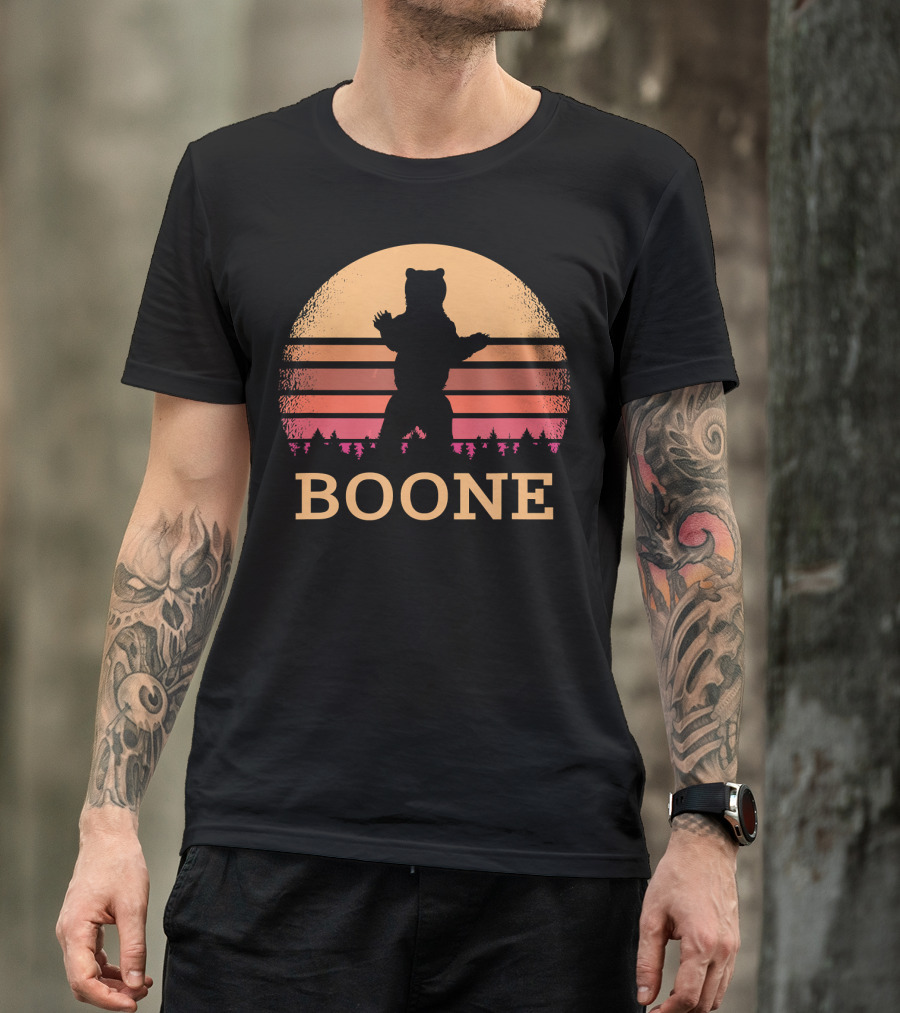 Boone North Carolina Vintage NC Bear Silhouette Distressed 80s Style Sunset T-Shirt