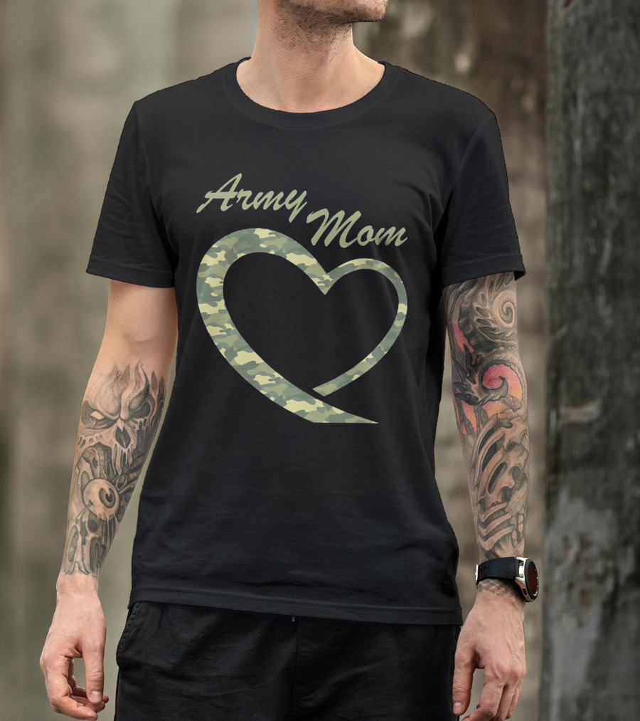 Army Mom Camouflage Heart Military Mother C T-Shirt