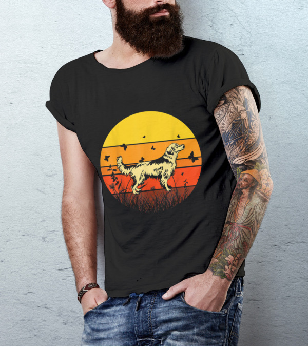 Golden Retriever Sunset Vintage Circle T-Shirt