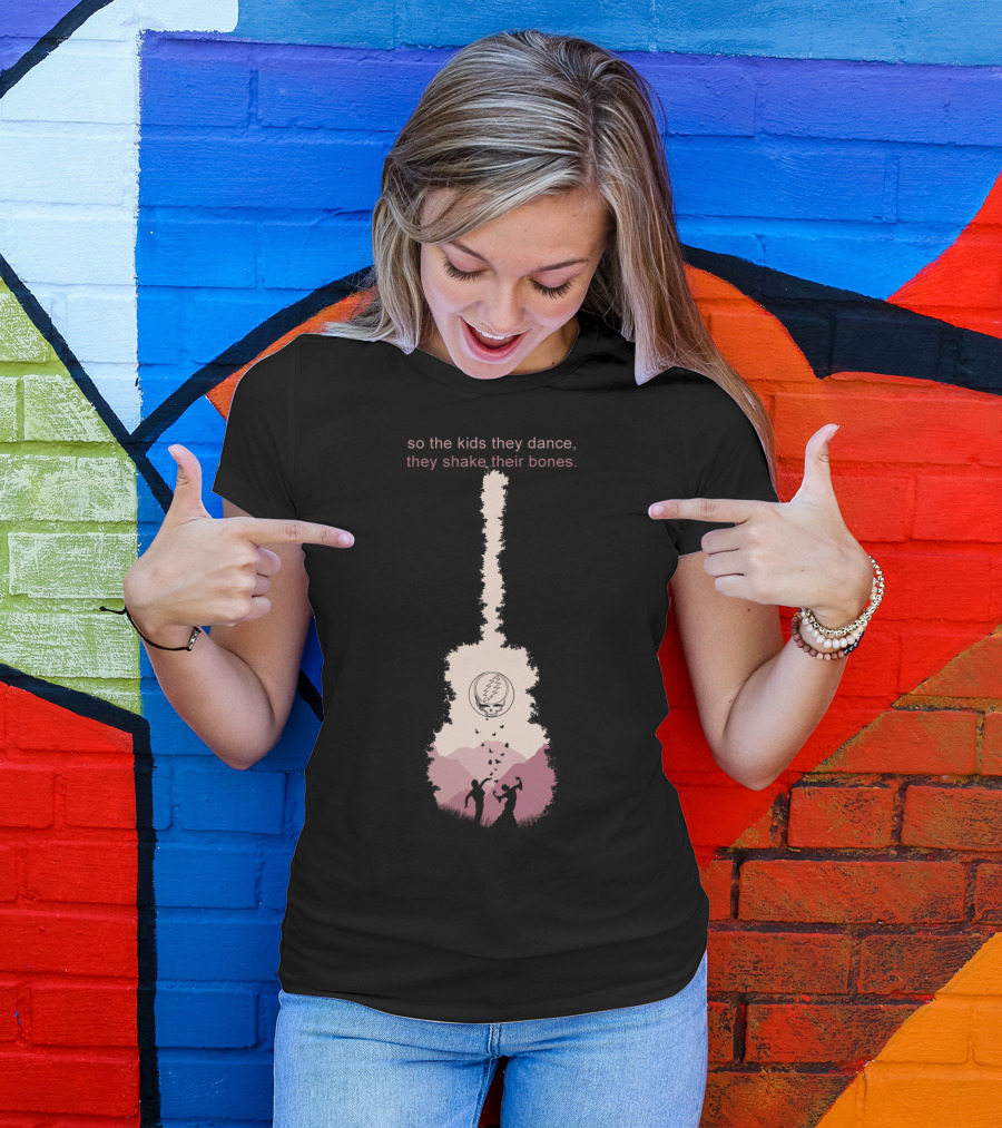 So The Kids They Dance They Shake Their Bones Gd T-Shirt