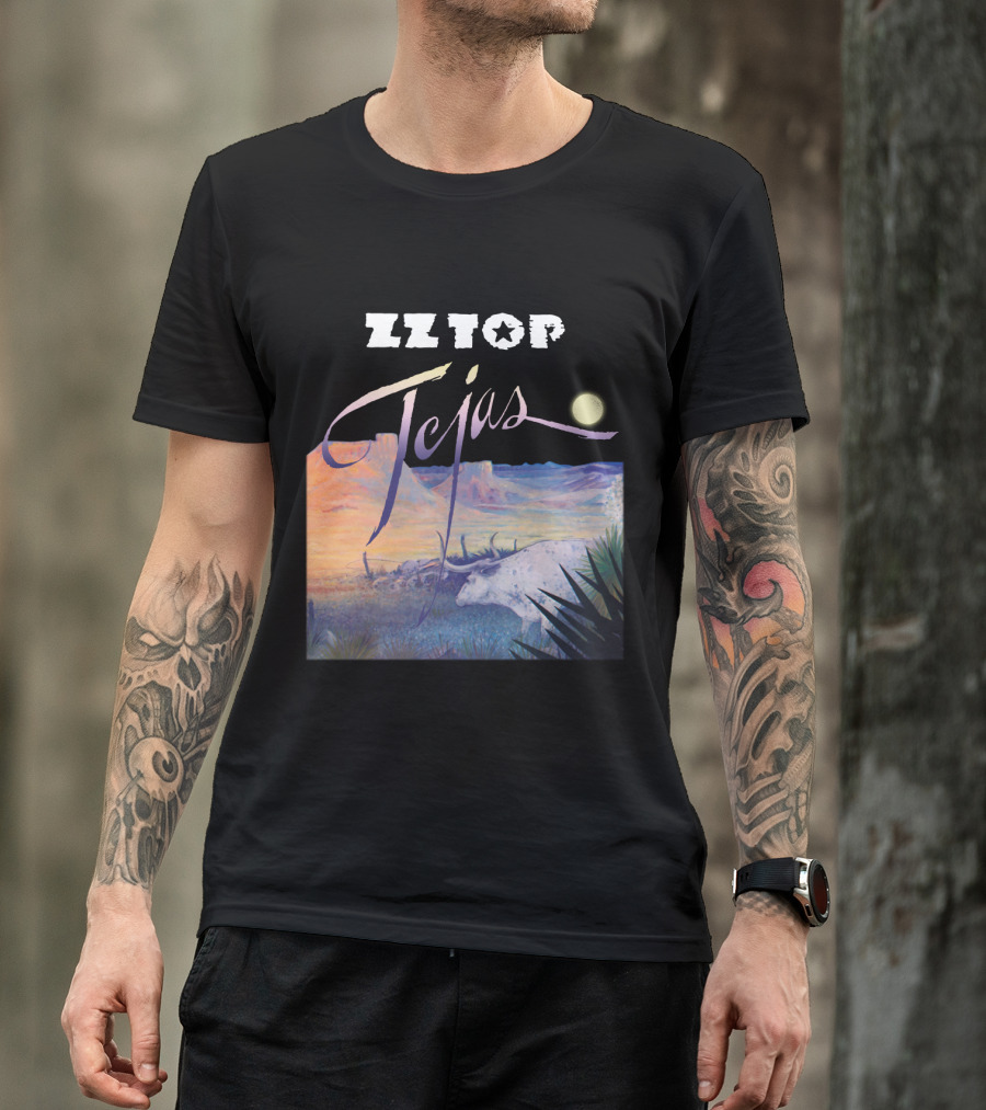 Zz Top Tejas Desert Scene With White Longhorn Under Moon T-Shirt