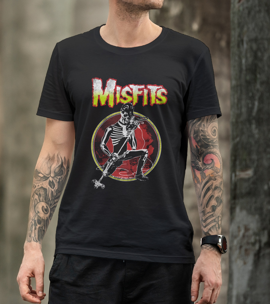 Misfits Skeleton Mic Rock Artwork T-Shirt