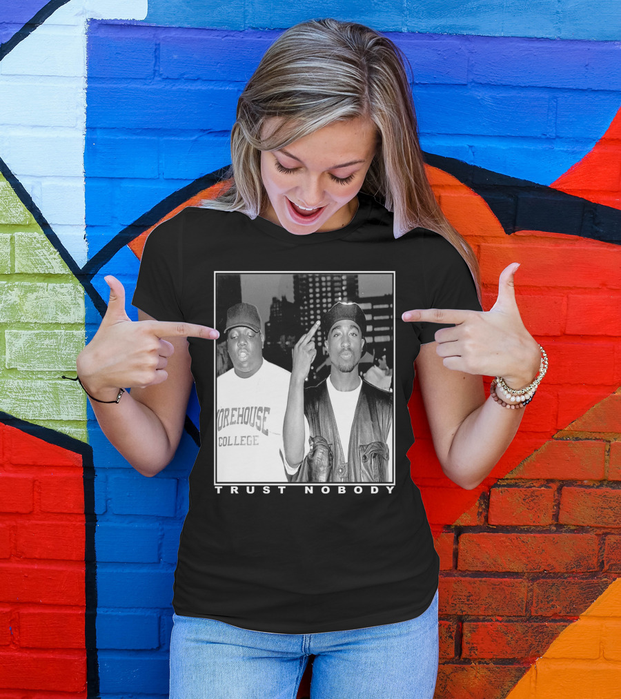 Trust Nobody Morehouse College Duo Retro T-Shirt