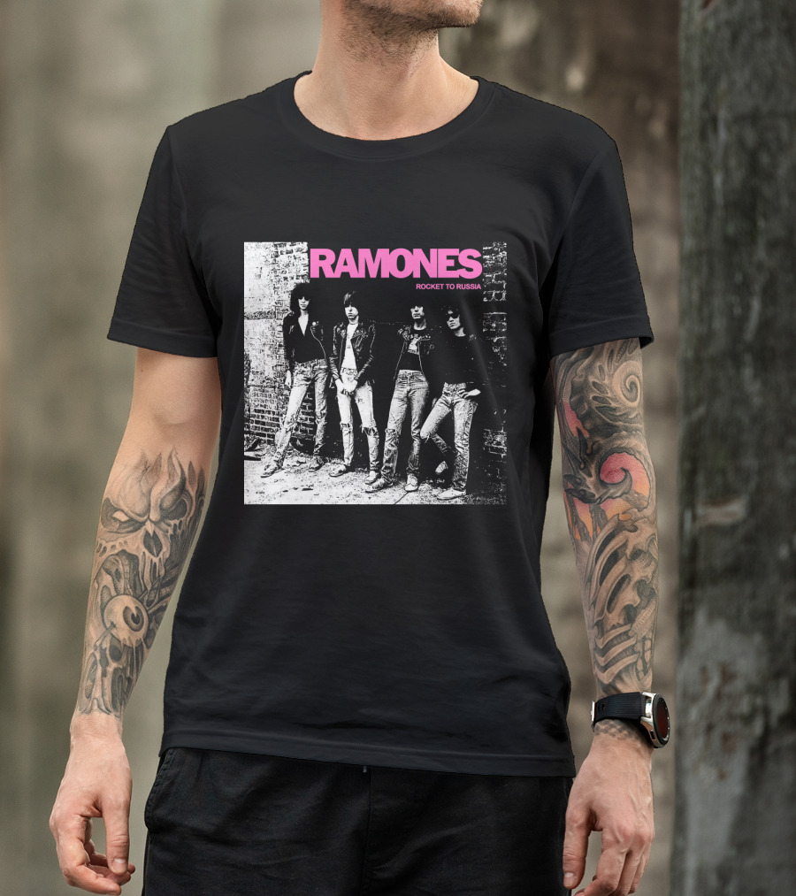 Ramones Rocket To Russia Band Photo Album Cover T-Shirt
