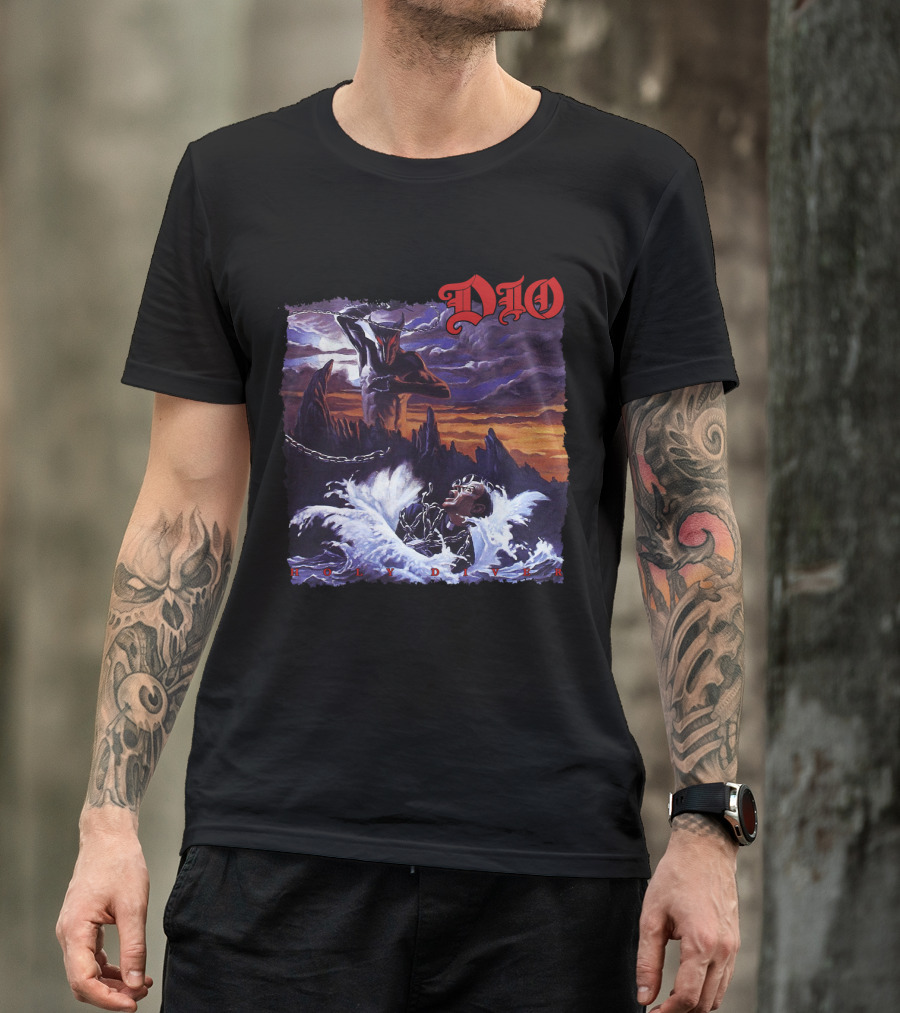 Dio Holy Diver Vintage Album Artwork Ocean Demon And Chains T-Shirt