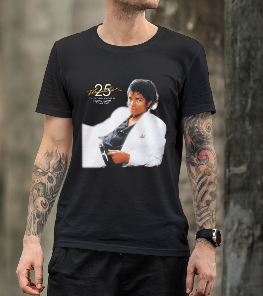 25 Thriller The World's Biggest Selling Album Of All Time T-Shirt