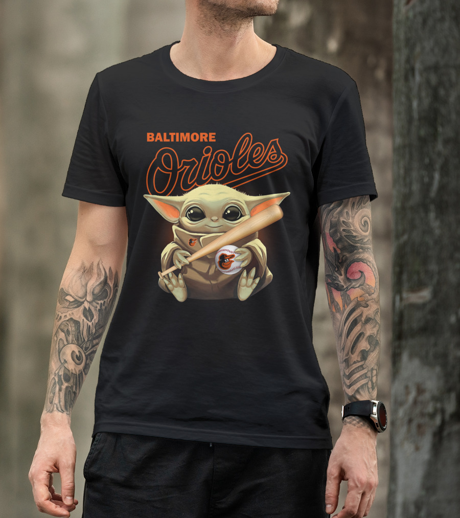 Baltimore Orioles Baby Yoda Holding Baseball And Bat T-Shirt