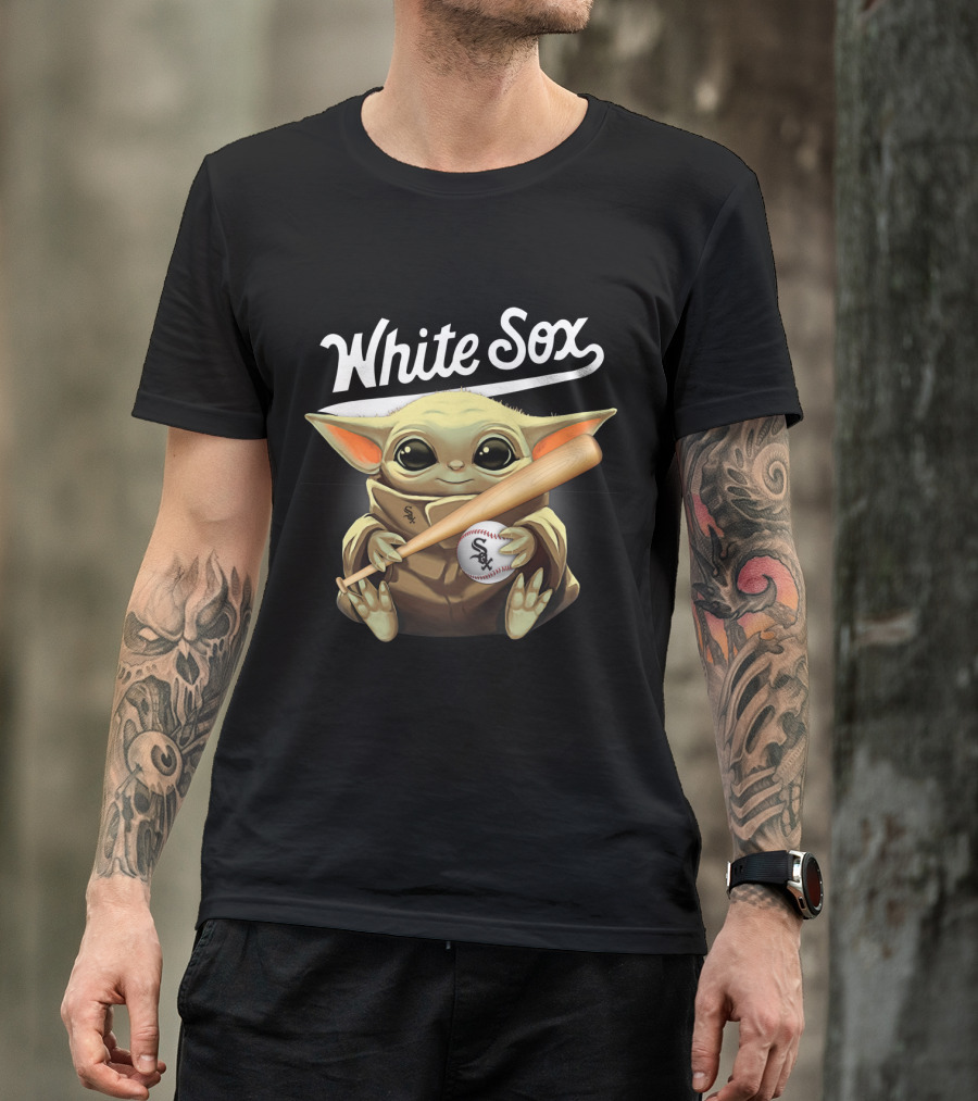 White Sox Baby Yoda Holding Baseball And Bat T-Shirt