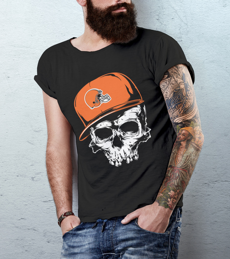 Cleveland Browns Skull With Helmet Cap T-Shirt