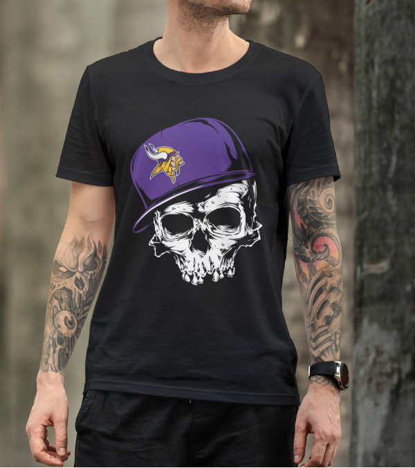 Minnesota Vikings Skull Purple Hat T-Shirt