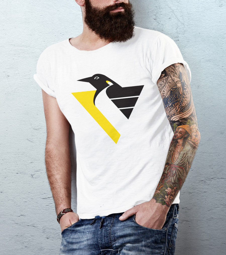 Pittsburgh Penguins Retro Penguin Triangles T-Shirt
