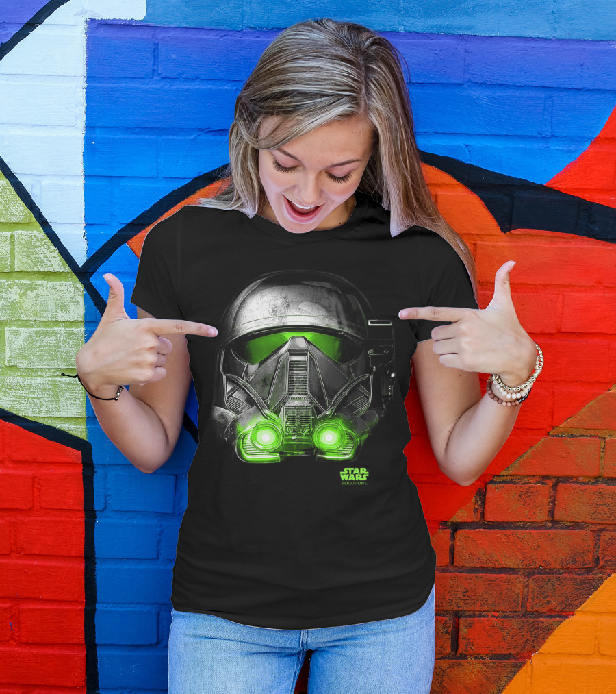 Star Wars Rogue One Eerie Death Trooper Helmet With Green Glow T-Shirt