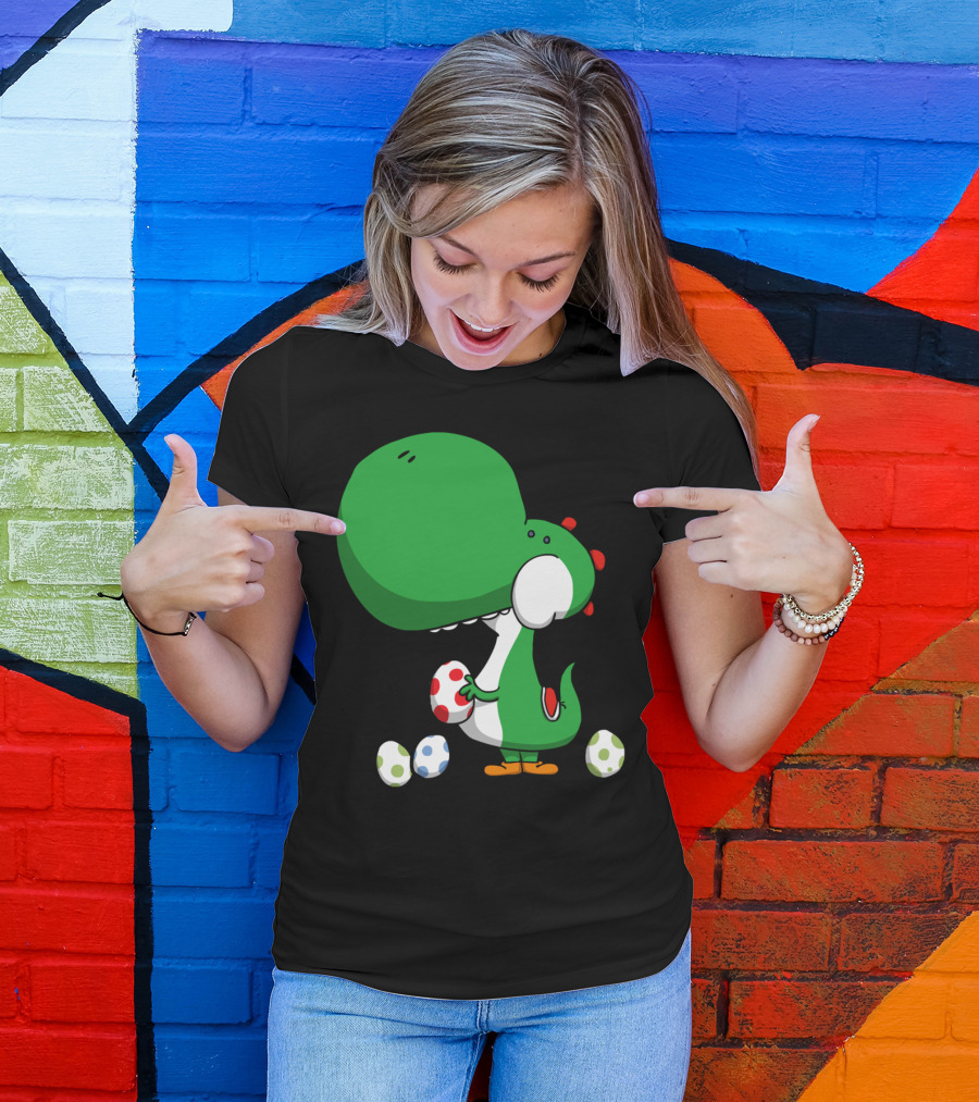 Egg Chucking Dinosaur Yoshi Style Retro Gaming T-Shirt