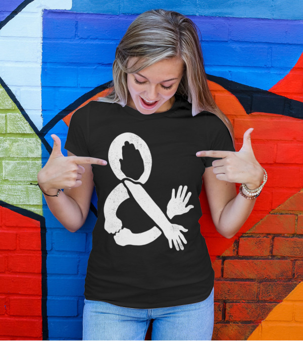 AMPERHANDS Visual Ampersand Hands Motif T-Shirt