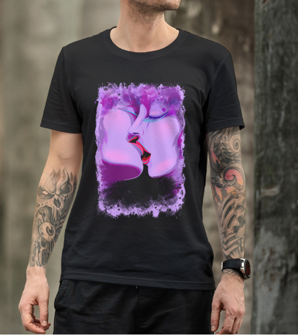 Lovers Kiss Ultraviolet Passionate Romance T-Shirt