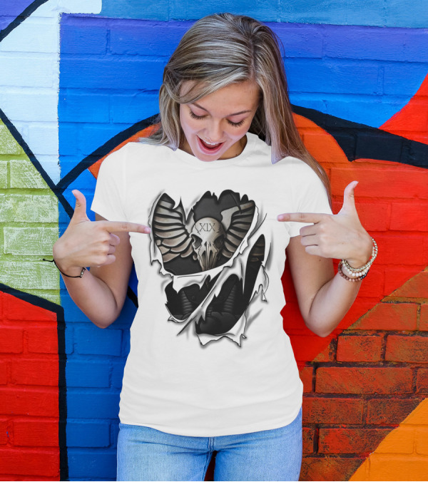 Raven Guard Armor XIX Skull Wings T-Shirt