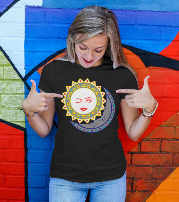 Dia Y Luna Sun Winking Face And Crescent Moon T-Shirt