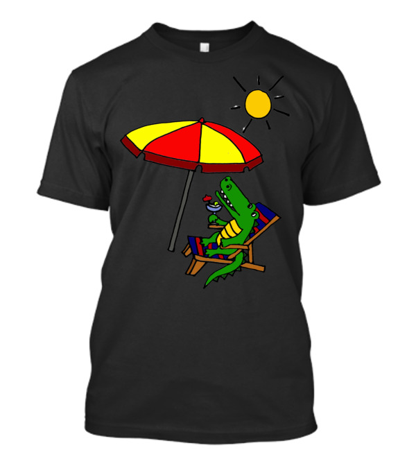 Cool Funny Alligator Relaxing Under Sun Umbrella At Beach With Drink T-Shirt