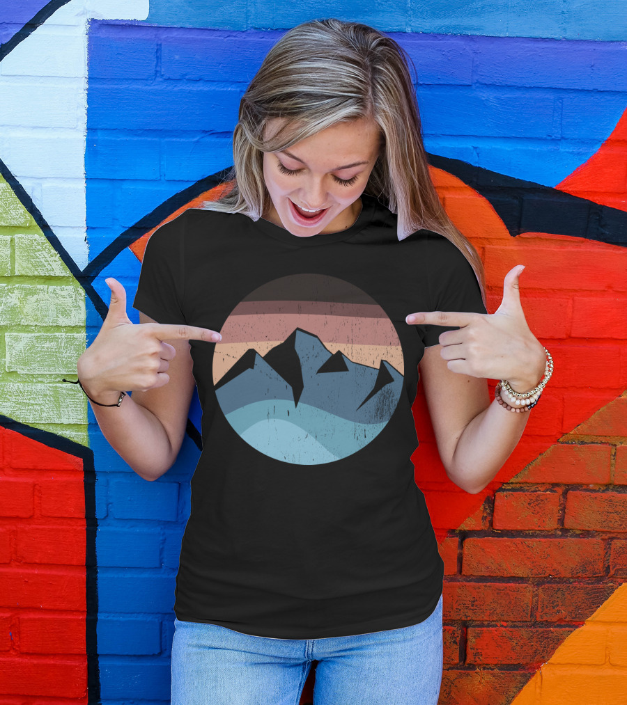 Blue Mountain Gradient Circle T-Shirt