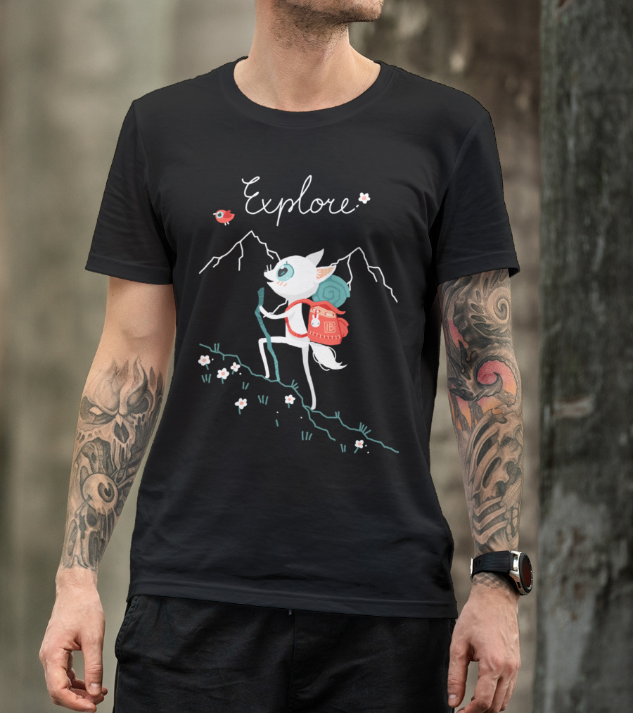 Explore Cute Cat Backpacking In The Mountains T-Shirt