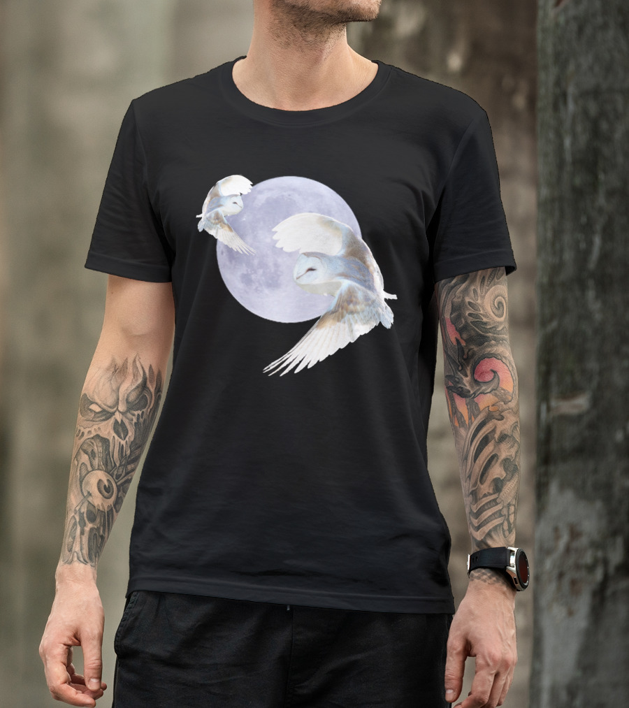 Hunters Moon Owls Soaring In Front Of Full Moon T-Shirt