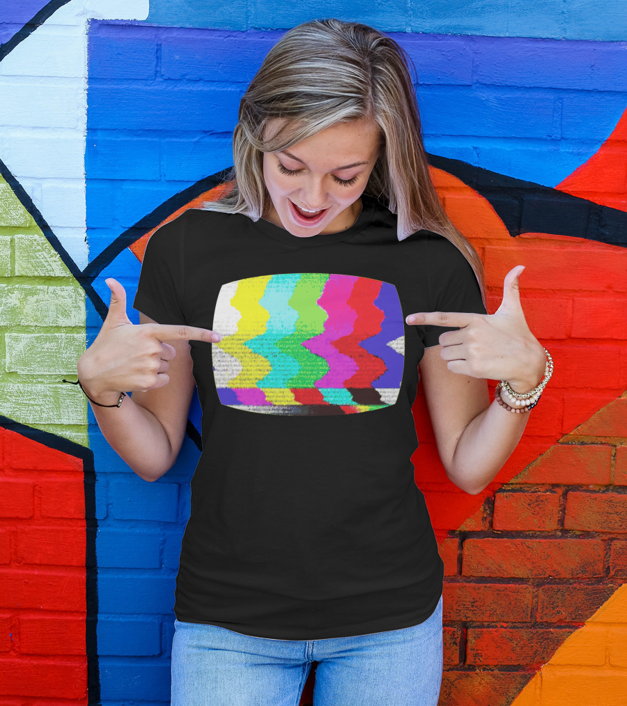 No Signal Color Bars Static Television Display T-Shirt