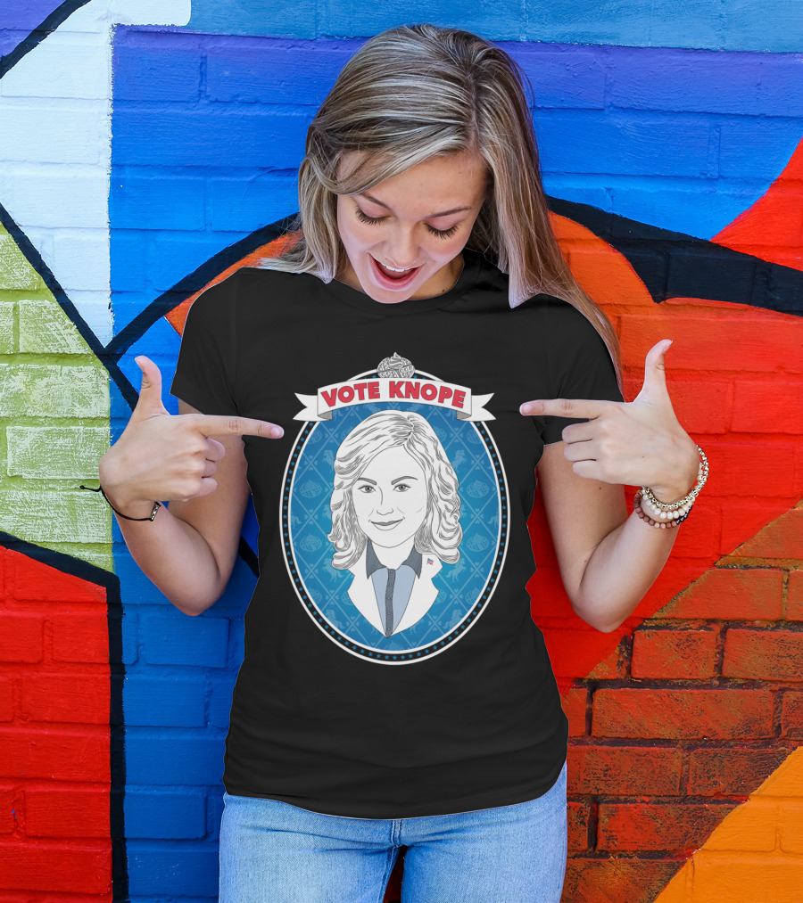 Vote Knope Leslie Portrait Badge T-Shirt