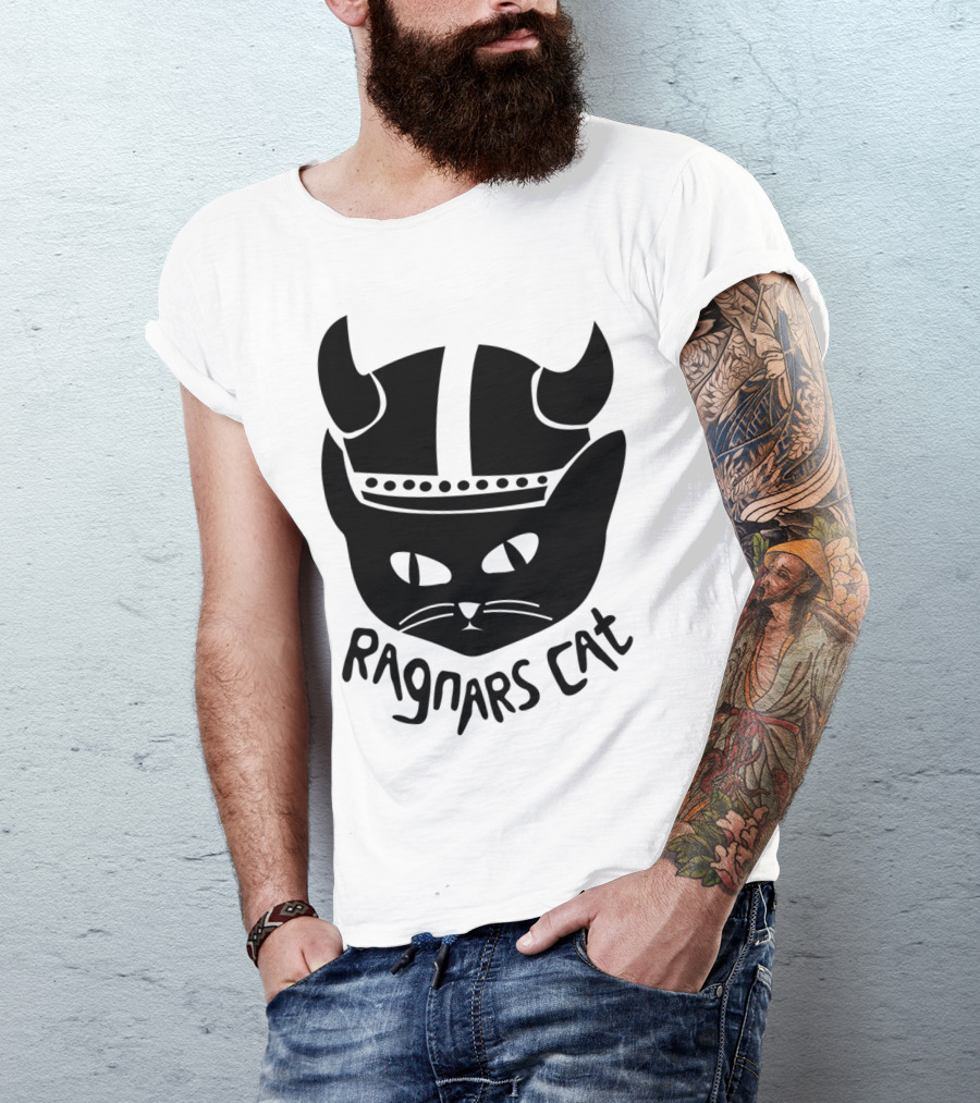 Ragnar Lodbroks Cat Viking Helmet T-Shirt
