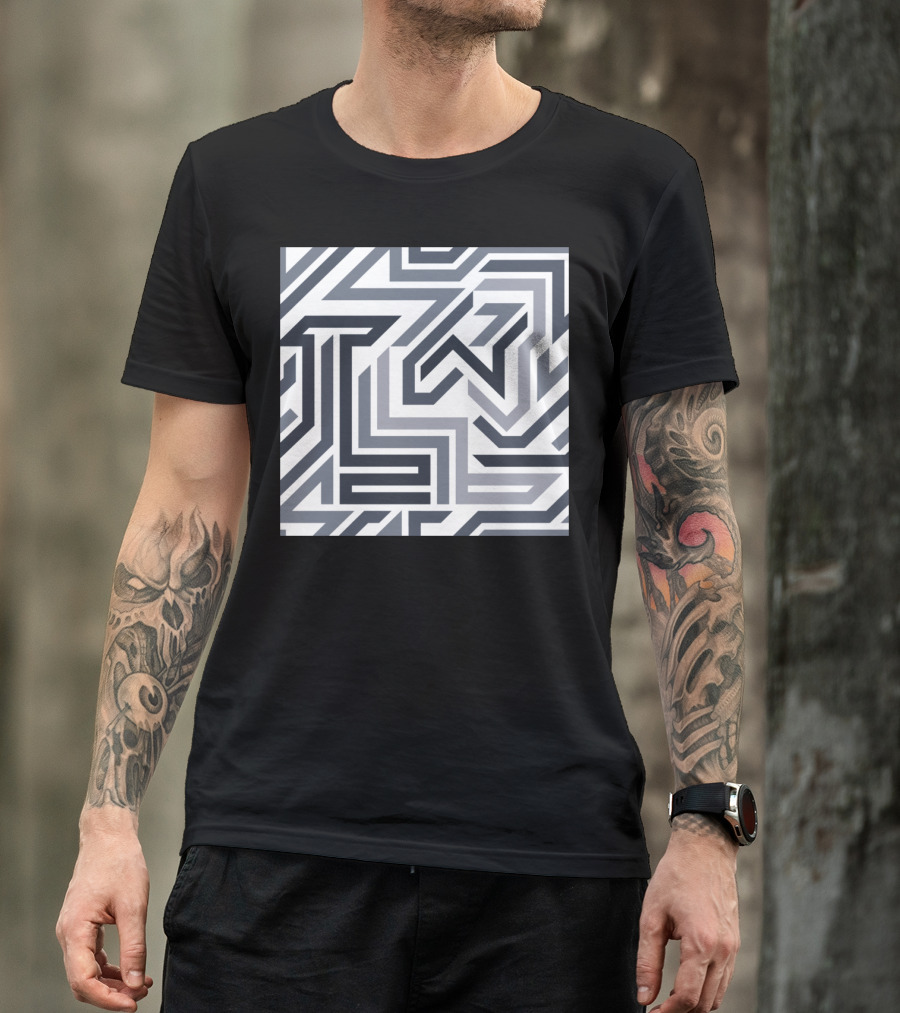 Waze Back Maze Pattern Design Puzzle T-Shirt