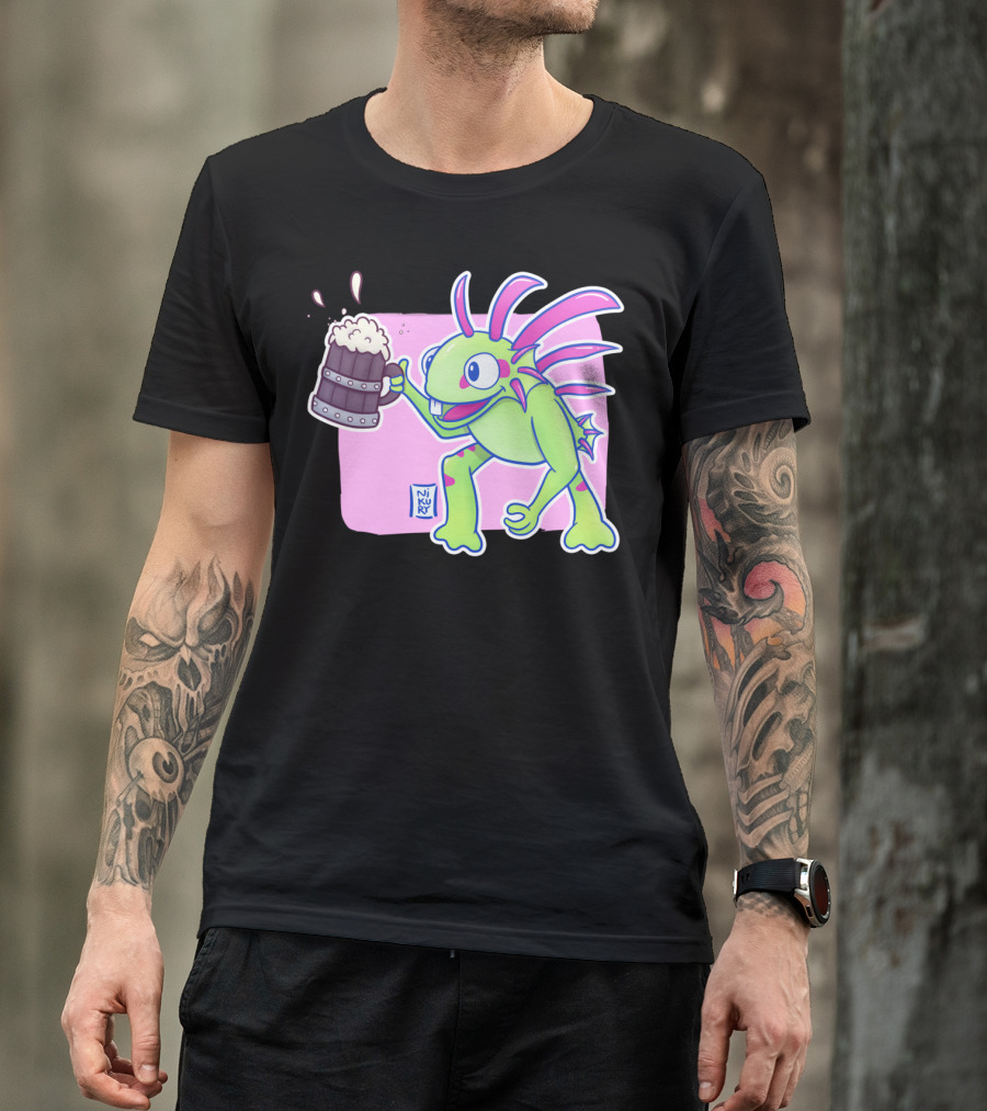 Murloc Holding Beer Mug With Frothy Drink T-Shirt