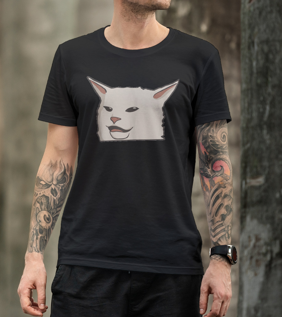 FUNNY DINNER TABLE CAT MEME WOMAN YELLING CONFUSED T-Shirt