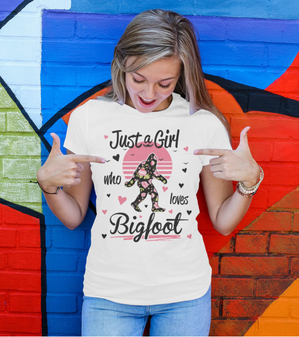 Just A Girl Who Loves Bigfoot Sasquatch Floral Heart T-Shirt
