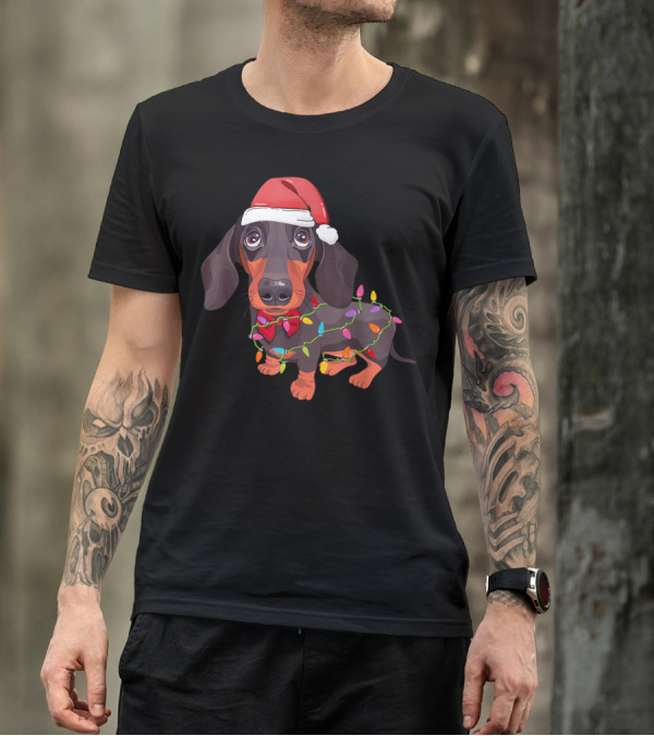 Dachshund Dog With Santa Hat And Christmas Lights T-Shirt