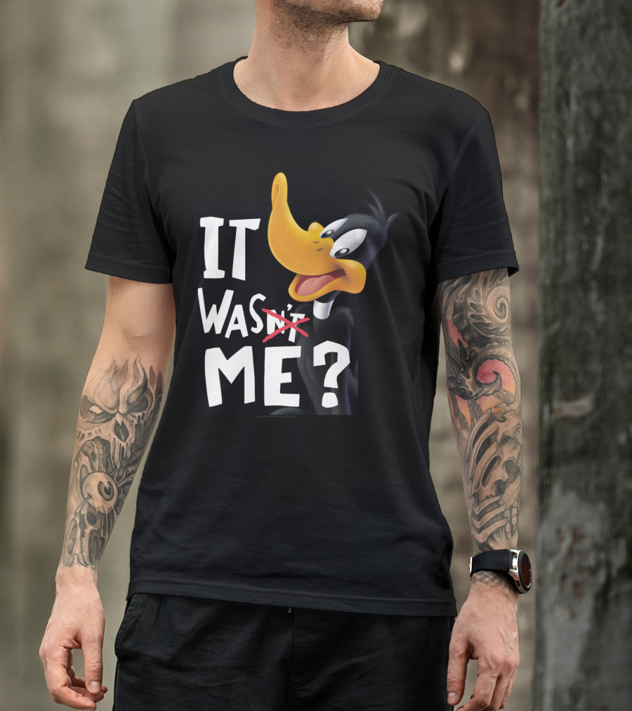 Looney Tunes Daffy Duck It Was Me Question Mark T-Shirt