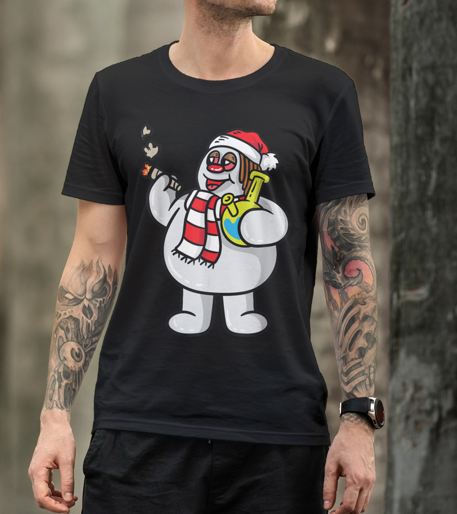 Rasta Snowman Smoking Weed Cannabis Marijuana Bong Xmas Hat T-Shirt