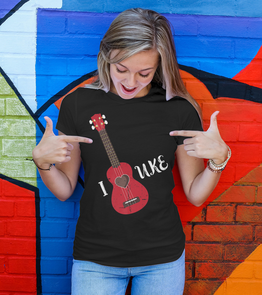 I Heart Uke Ukulele I Love Ukulele Heart T-Shirt