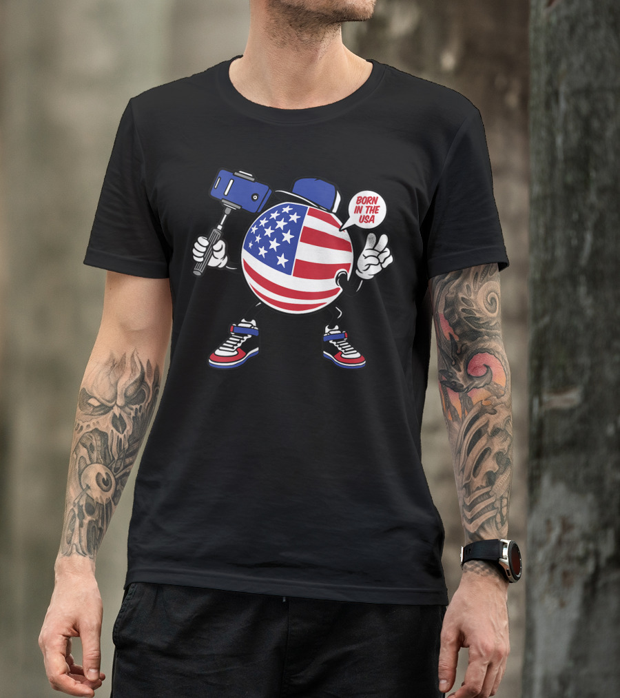 USA Flag Selfie Character Born In America T-Shirt