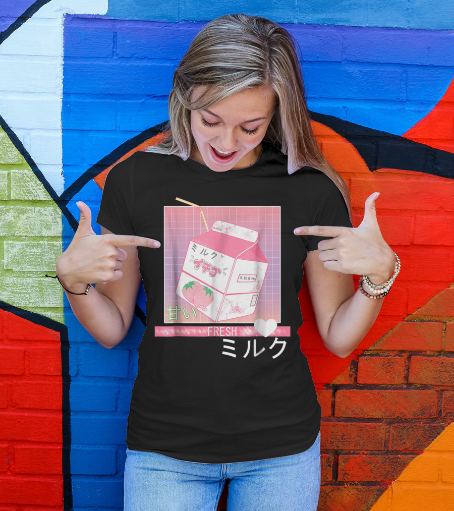 Fresh Japanese Otaku Aesthetic Milk Carton Strawberry 90s T-Shirt