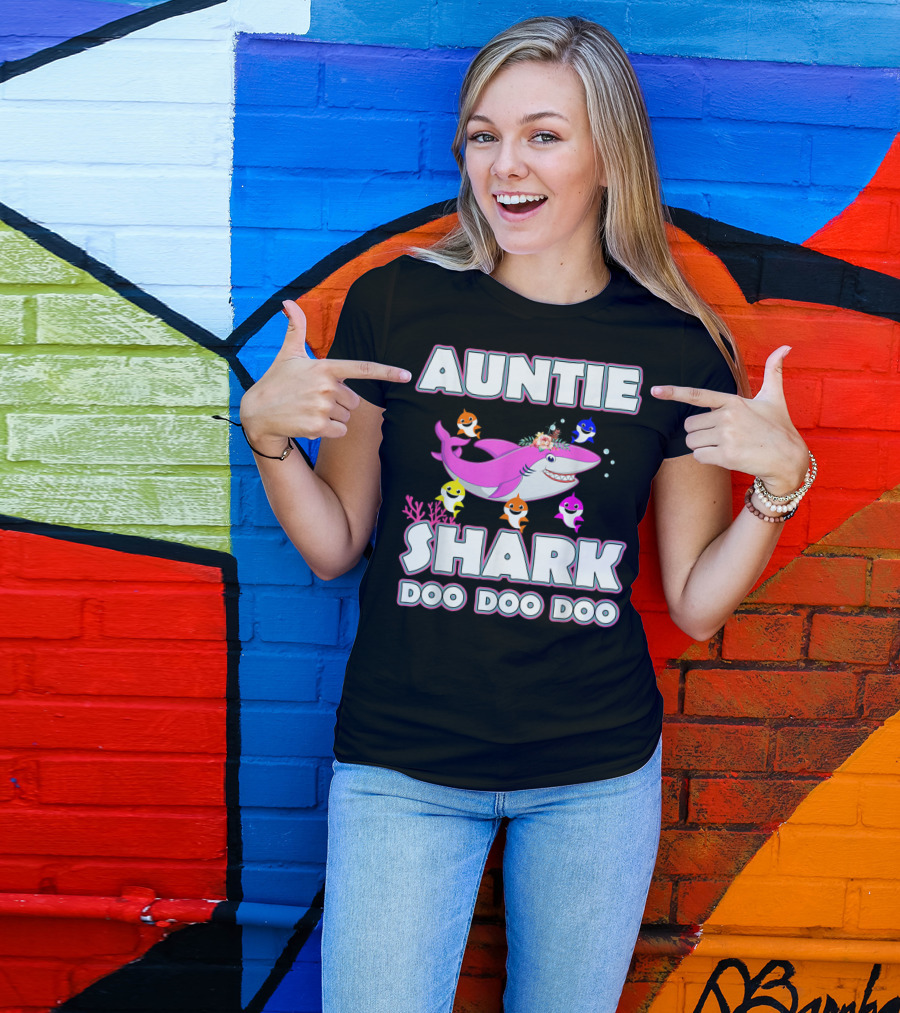 Auntie Shark Doo Doo Doo Cute Family Sharks T-Shirt